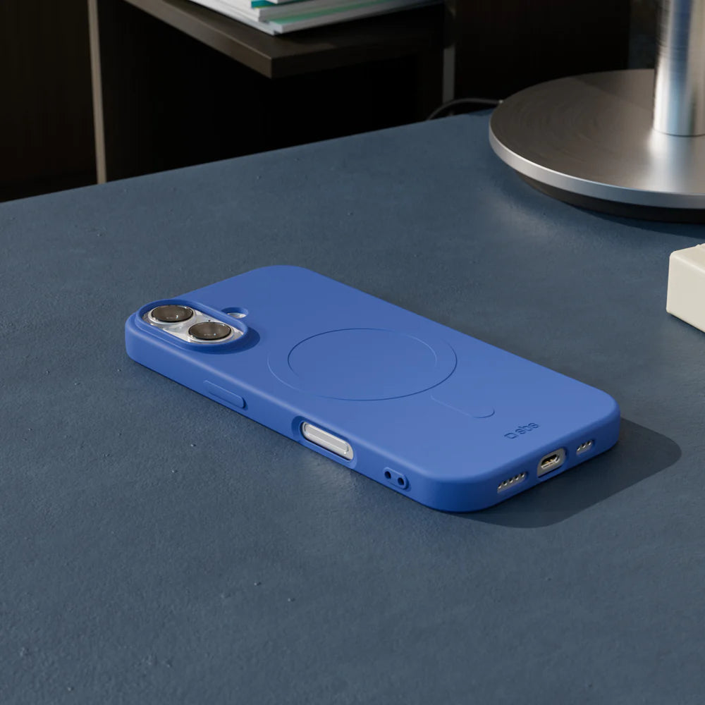 Blaues iPhone 17 Case mit MagSafe Magnetmodul