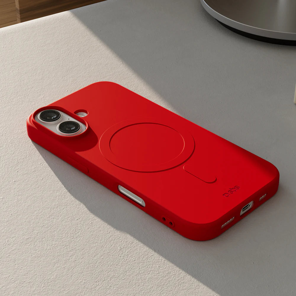Rotes iPhone 17 Case mit schlankem Design und MagSafe