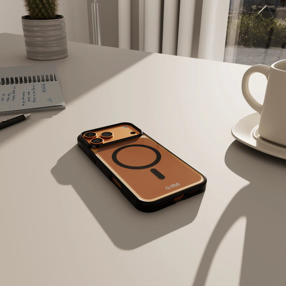 Transparentes iPhone Air Case mit farbigen Kanten und Magnetmodul